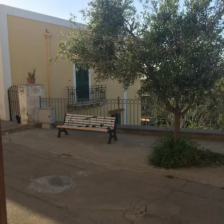 Casa Calanave 1 *